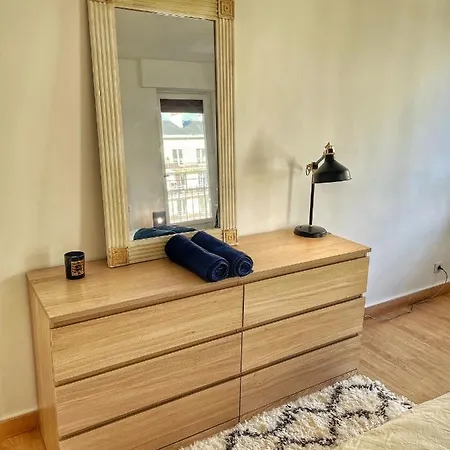 Penthouse Center - Parking Free Apartment *